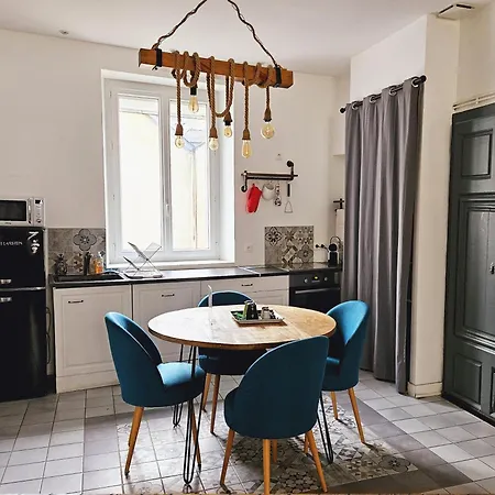 Lägenhet Charmant Cocon Au Coeur D'angers *